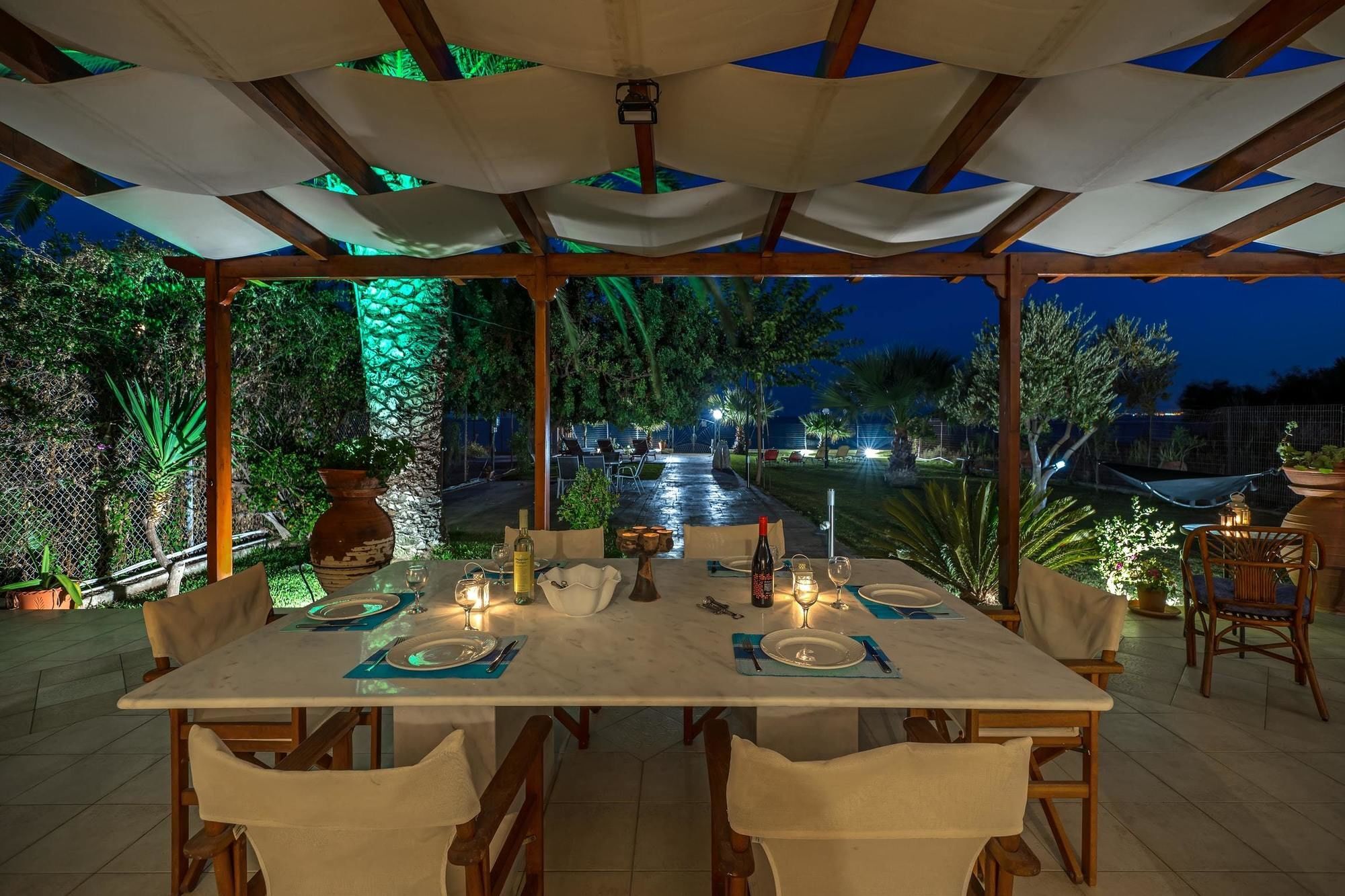 Maria'S Seaside Villa - House With 3 Rooms In Marathon, With Wonderful Exterior foto