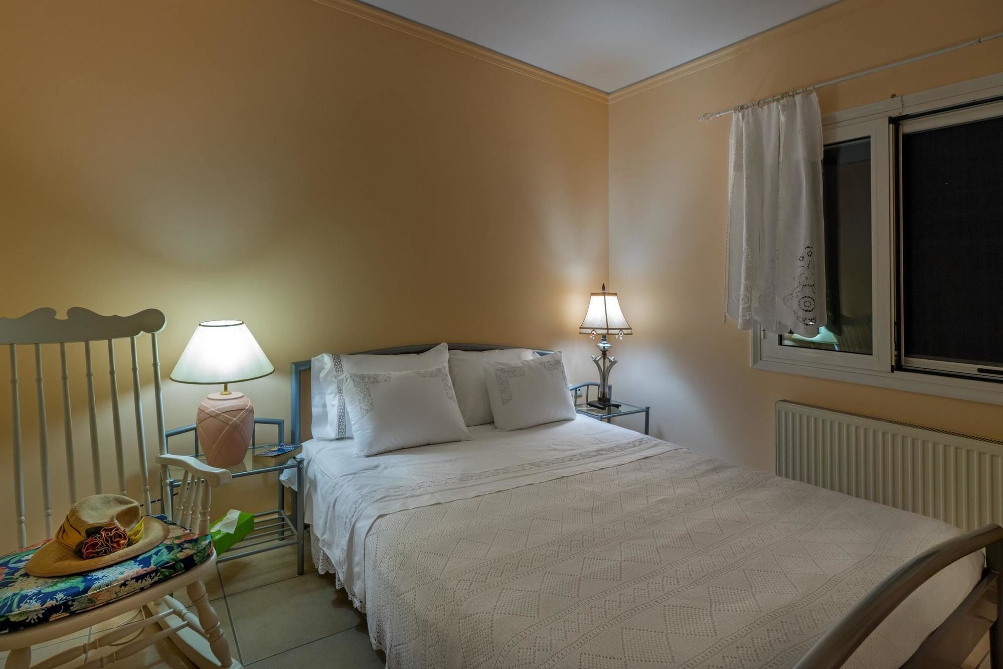 Maria'S Seaside Villa - House With 3 Rooms In Marathon, With Wonderful Exterior foto